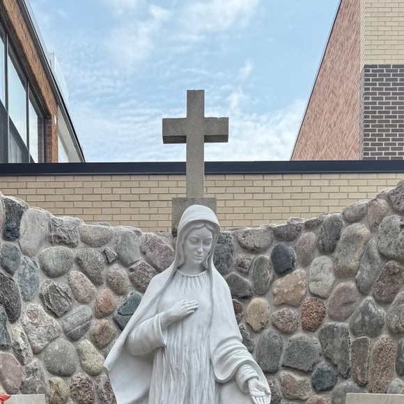 Meet your Posher, Mary - Picture 1 of 1